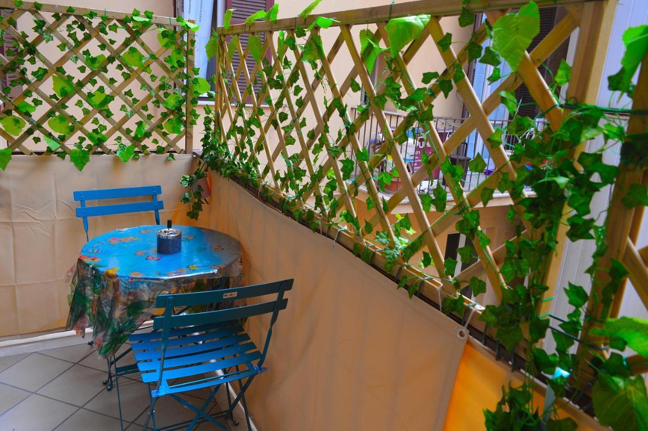 Domus Cavour Apartment ชิวิตาเวกเกีย ภายนอก รูปภาพ